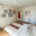 Sea Grape Wine Flat In Old Center Апартаменты