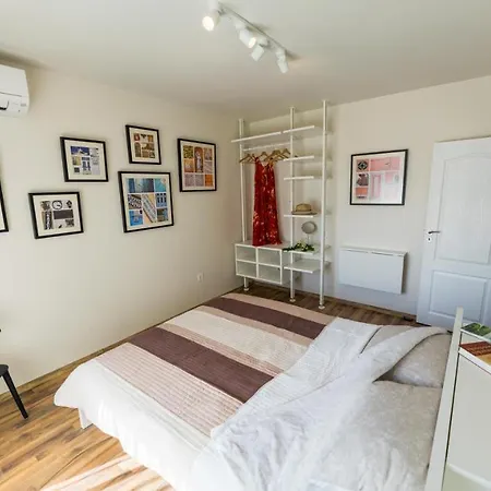 Sea Grape Wine Flat In Old Center Apartamento